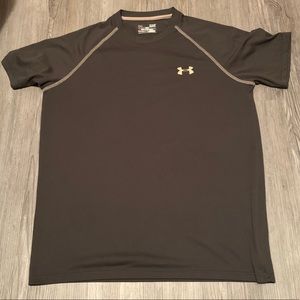 Men’s Under Armour t shirt